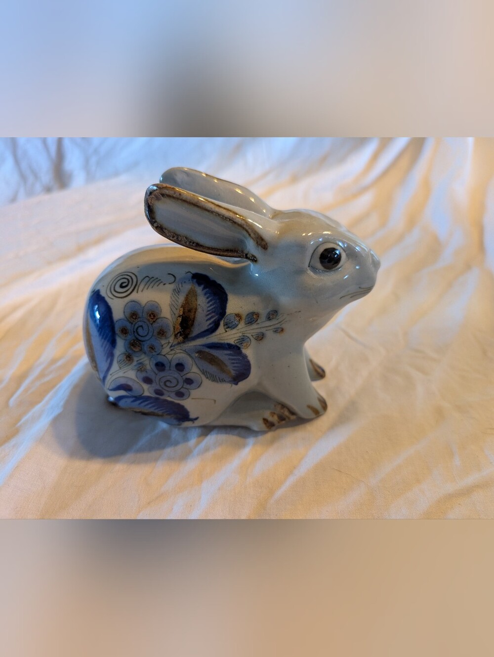2/40$ Vintage Blue and Gold Tonola Ceramic Bunny Figurine